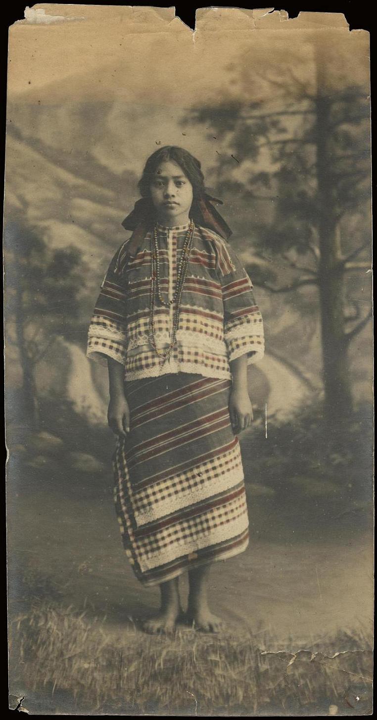 [Untitled – Young Igorot woman?].