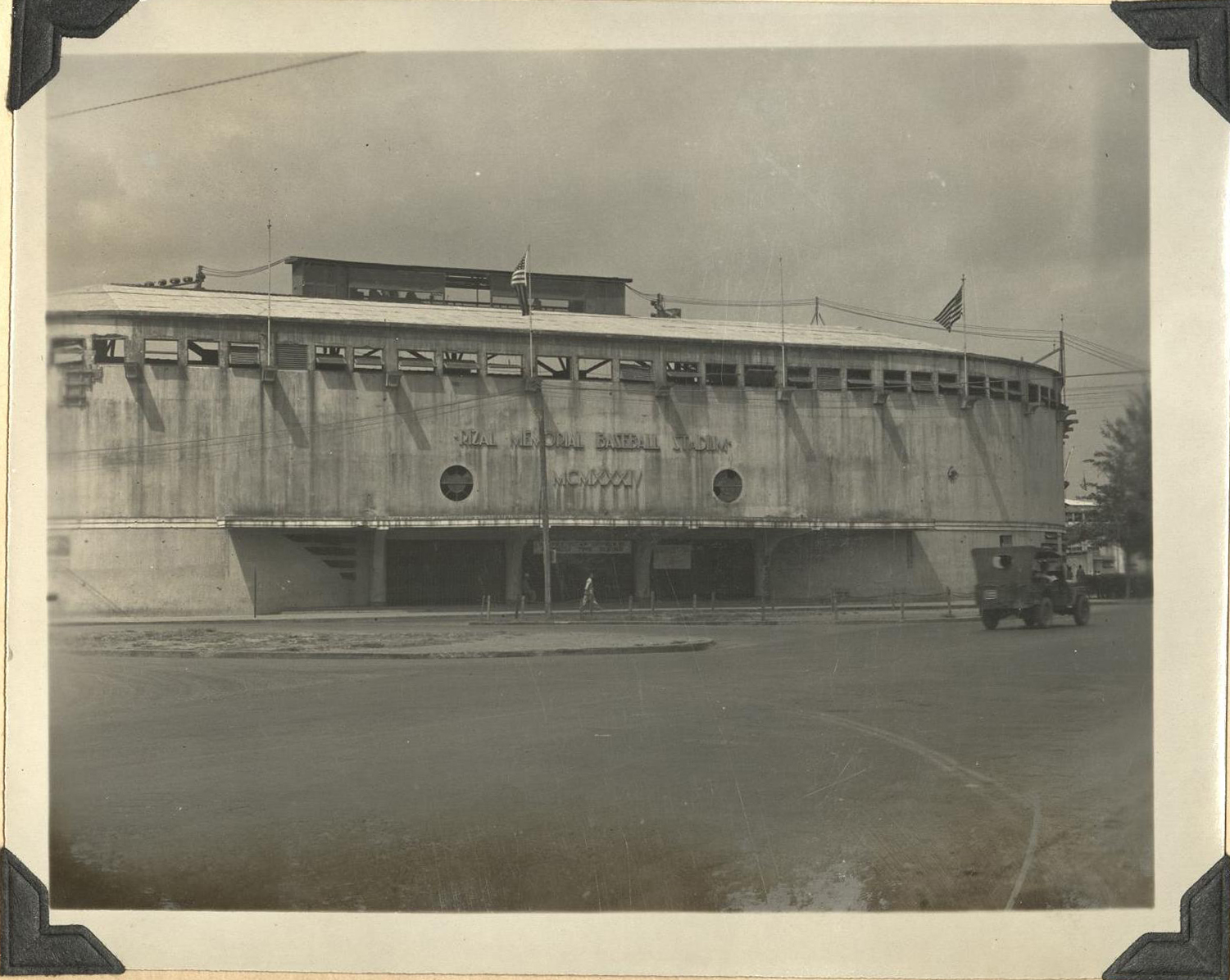 Rizal [Memorial Baseball] Stadium.