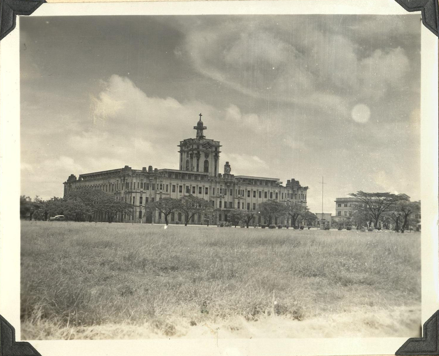 [Untitled – Main Building, University of Santo Tomas].