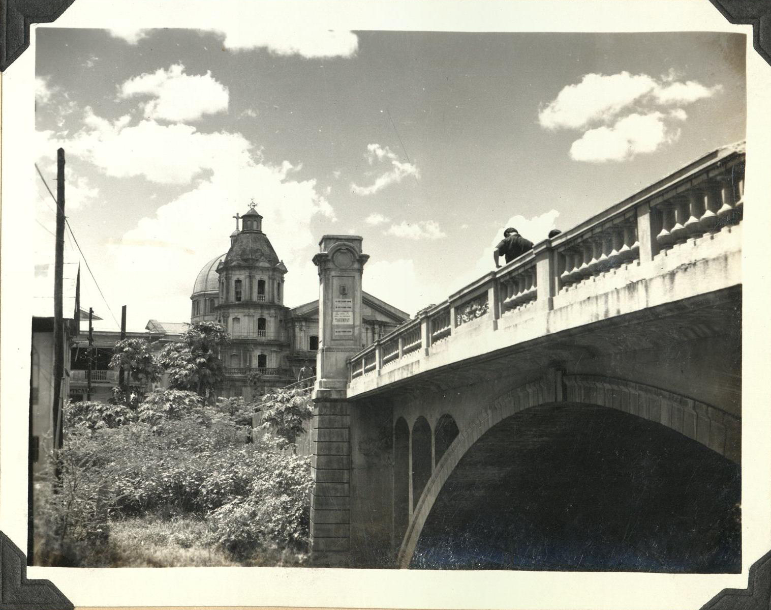 [Untitled – Bridge and Metropolitan Cathedral, San Fernando, Pampanga].