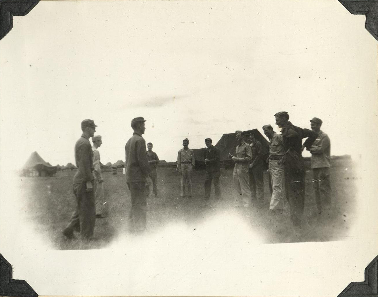 [Untitled – Soldiers at Pampanga air base – Floridablanca?].