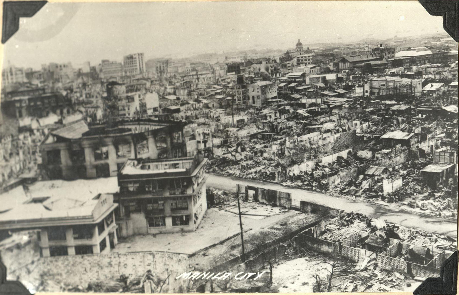 Manila city [War damage].