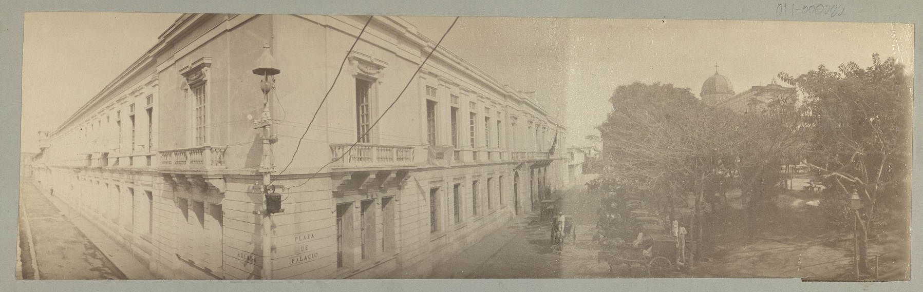 [Untitled – Intramuros: Ayuntamiento, Plaza de Roma, Manila Cathedral].