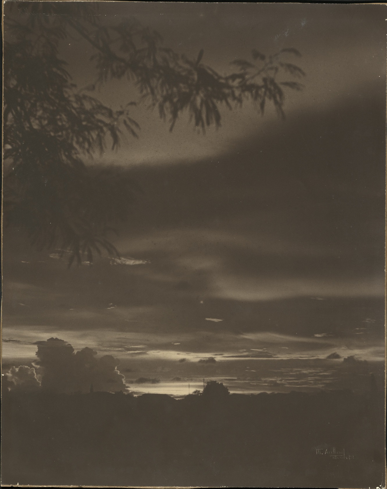 [Untitled – Philippine sunset].