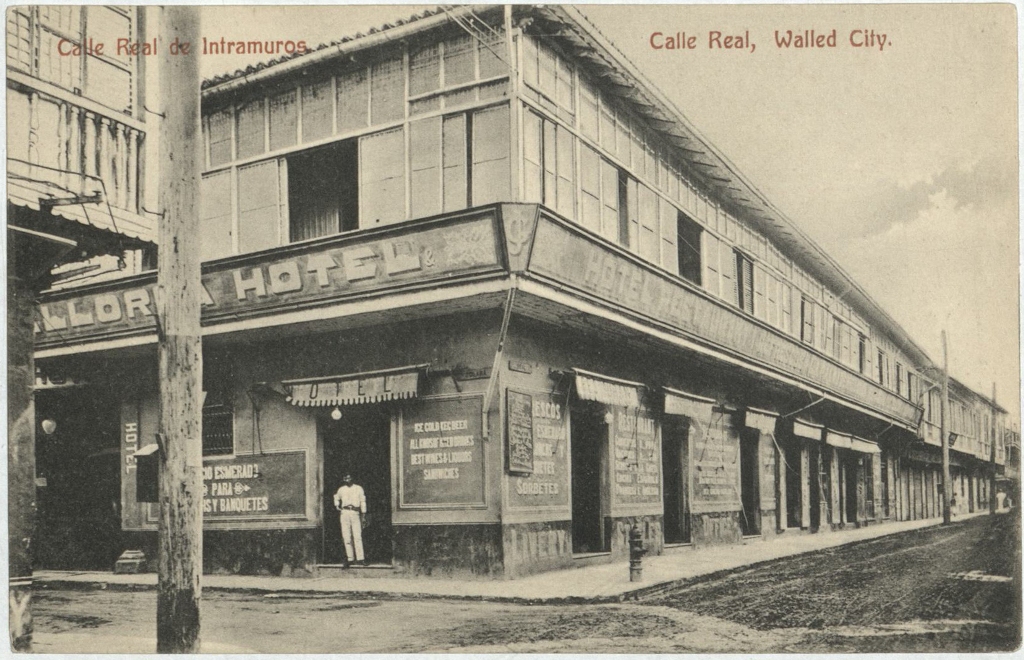 Calle Real de Intramuros / Calle Real, Walled City.