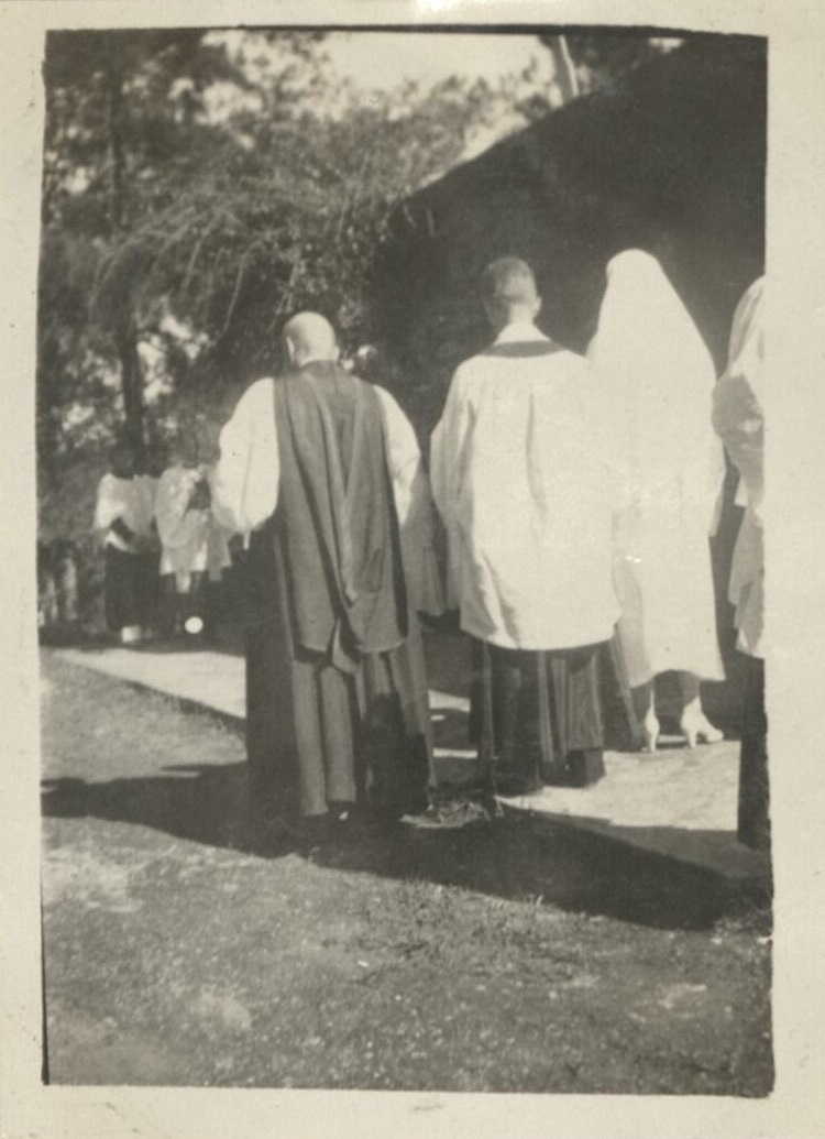 Bishop Mosher & Rev. Griffiths at ordination.