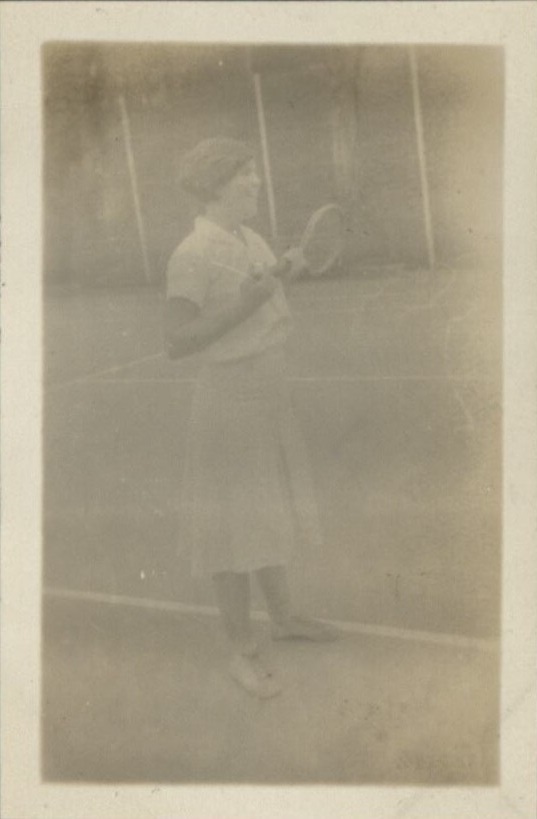 Sis [Nathelle Laing?] playing tennis at Camp John Hay.