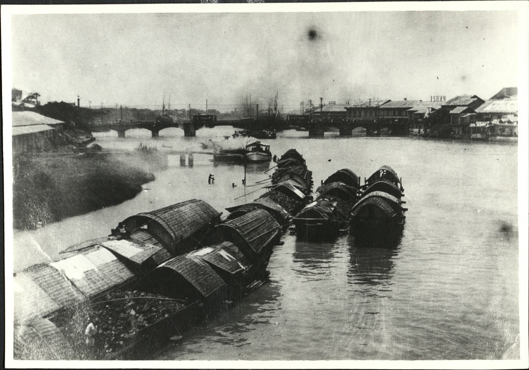 Pasig River, cascos, and Bridge of Spain.