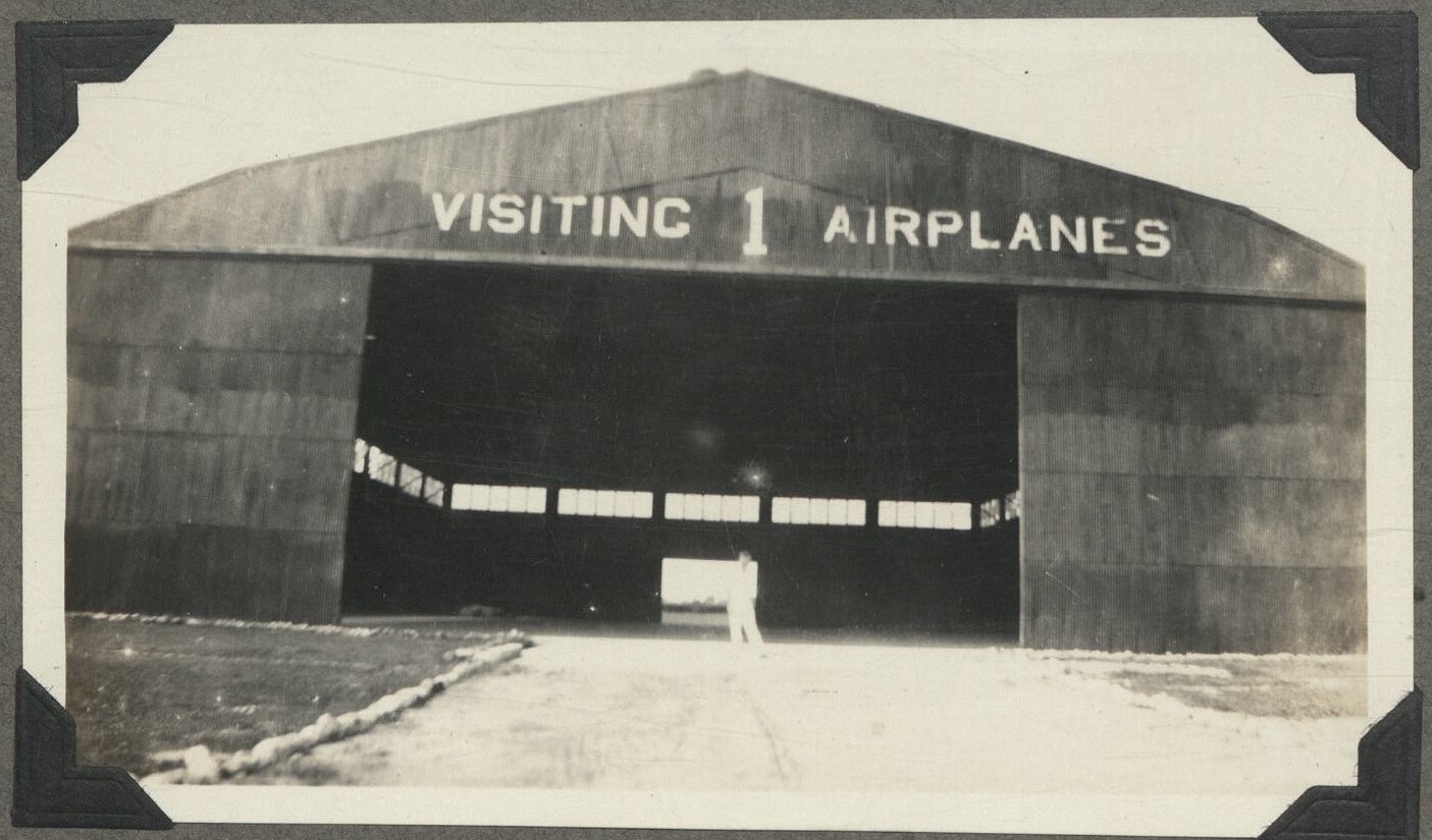[Untitled – Hangar for visiting airplanes, Camp Nichols or Clark Field].