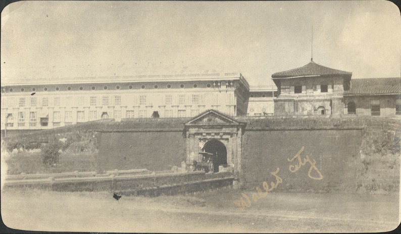 Walled City [Santa Lucia Gate, Intramuros].