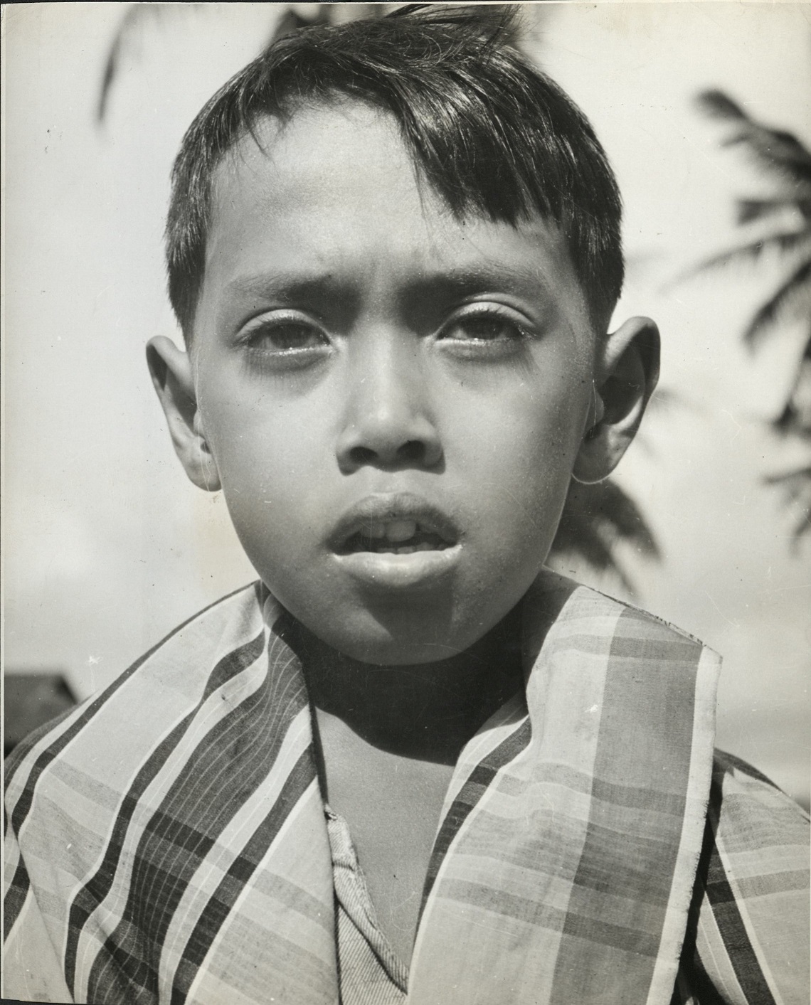 213. PHILIPPINES: Philippine youngster.  J-1214.