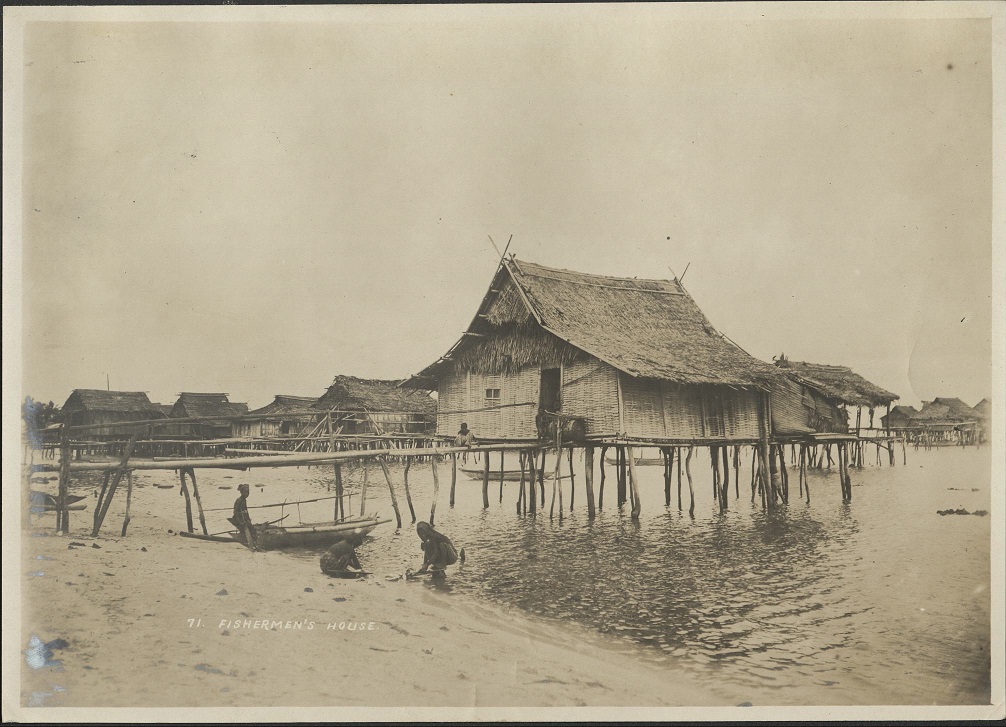 71. Fishermen’s house.