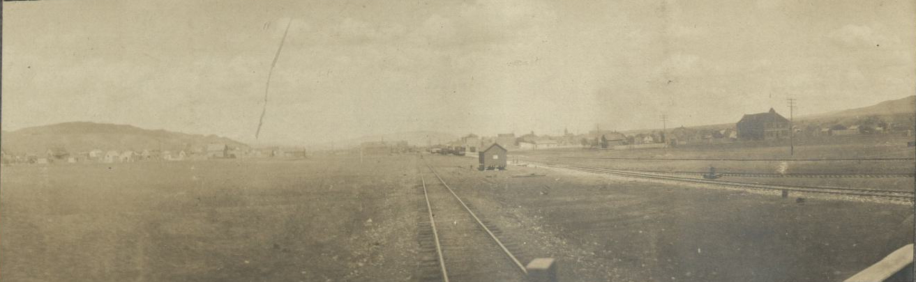 [Untitled – Railroad scene in a Western U.S. town].