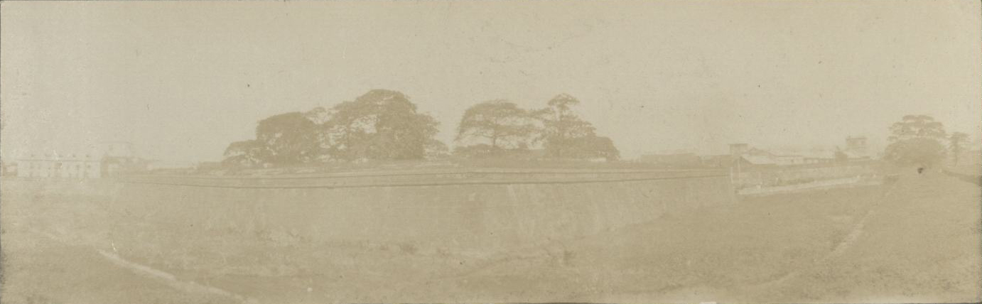 [Untitled – Walls of Intramuros with moat].