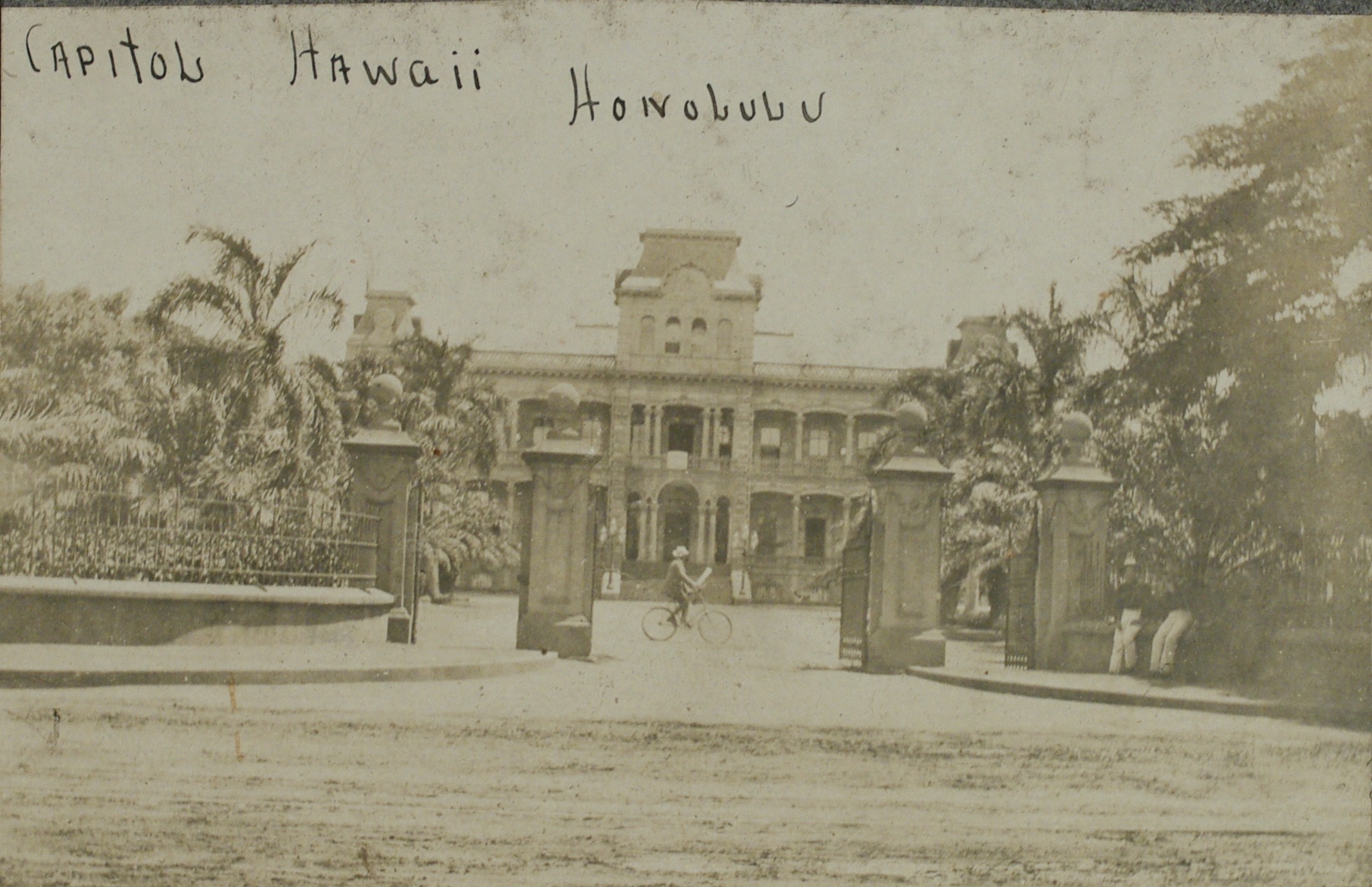 Capitol [Iolani Palace], Hawaii – Honolulu.