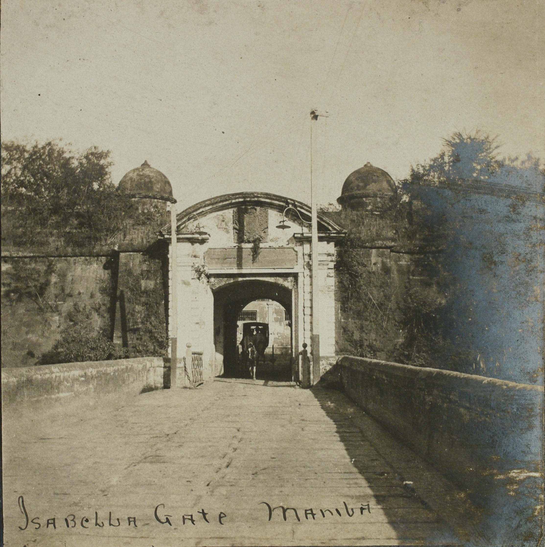 Isabella [Isabel II] Gate, Manila.