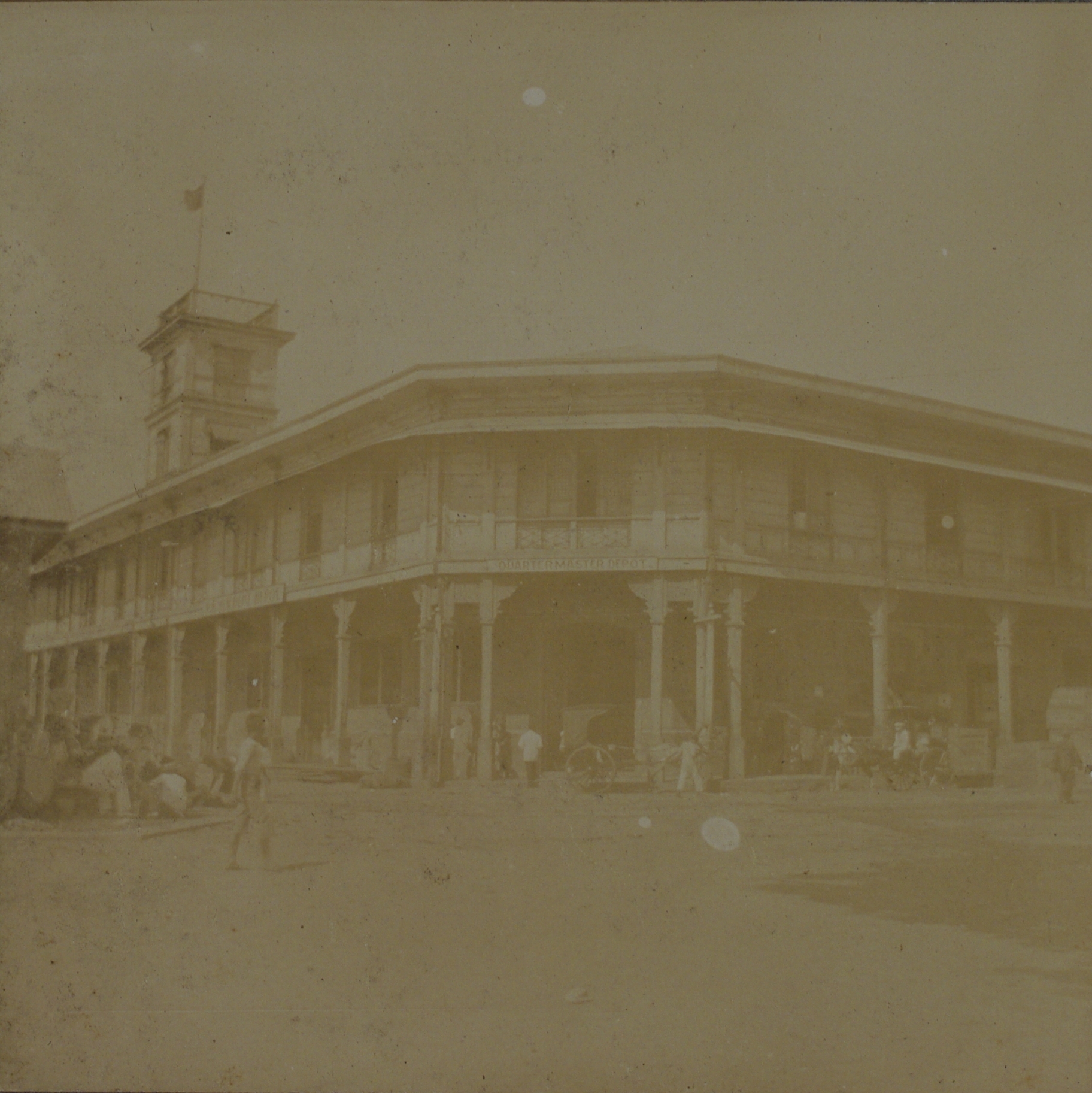 [Untitled – Unidentified commercial building].