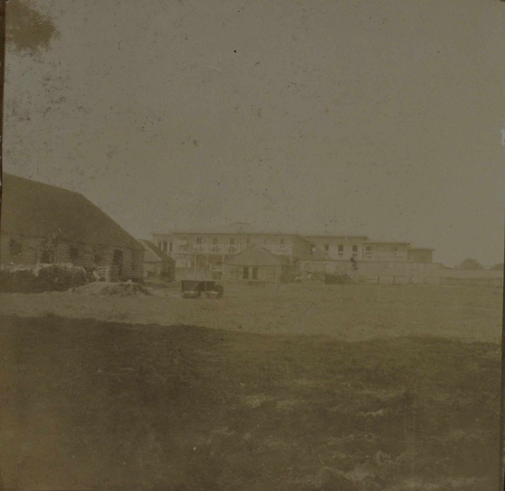 [Untitled – Military camp or barracks?].