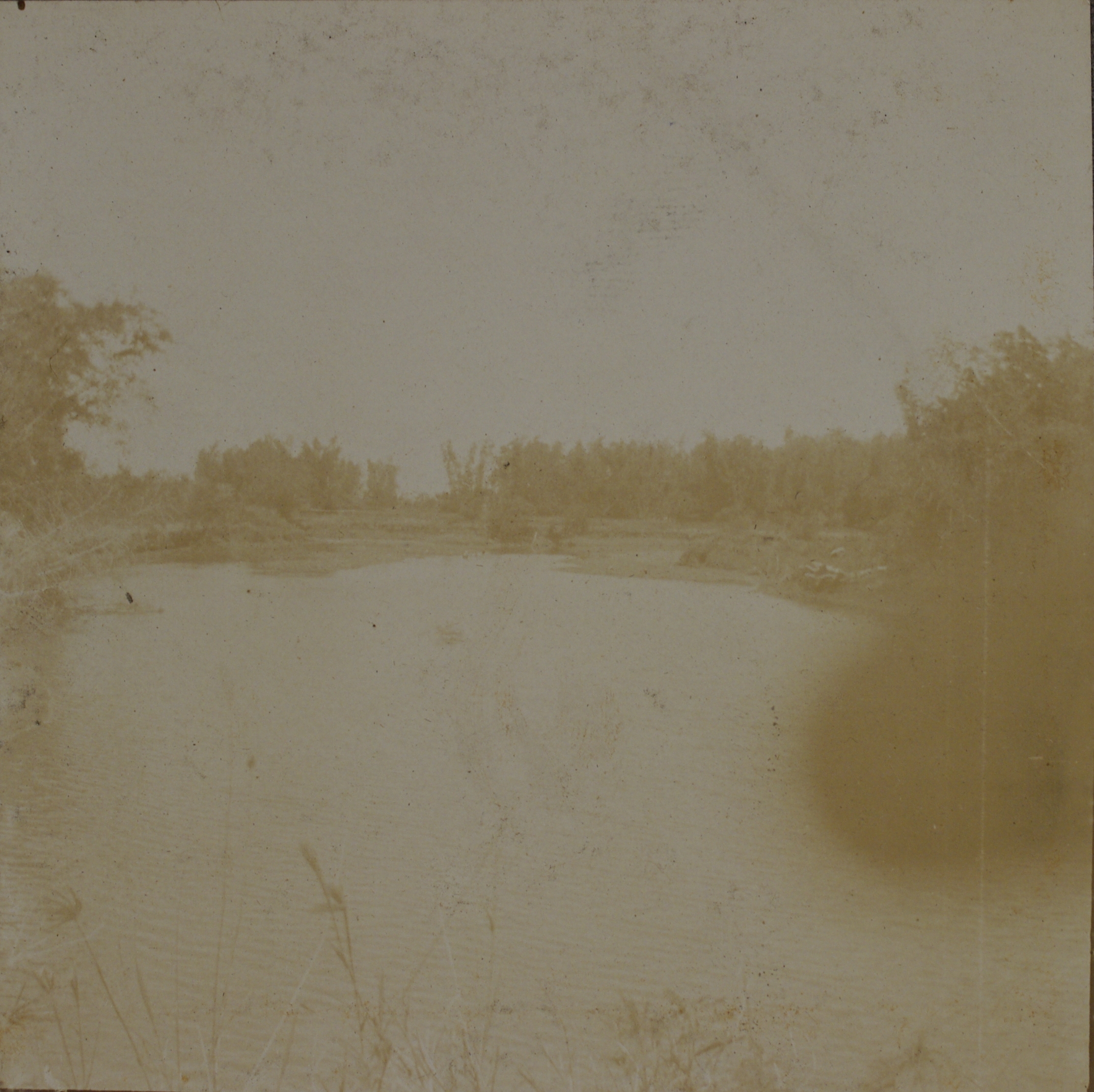 [Untitled – River scene, taken from bridge].