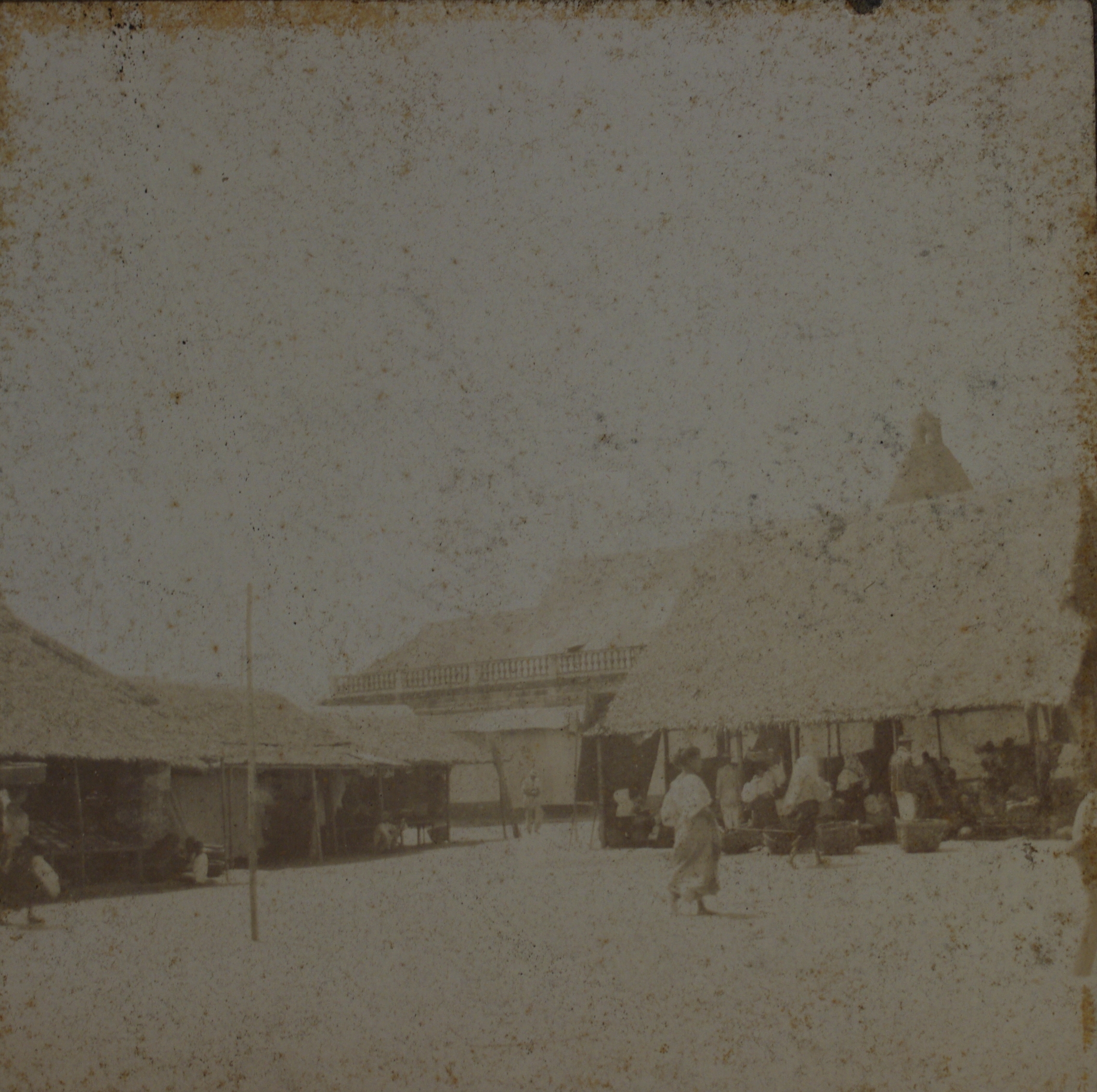 [Untitled – Philippine market and unidentified church bell tower – Santa Cruz or Binondo?].