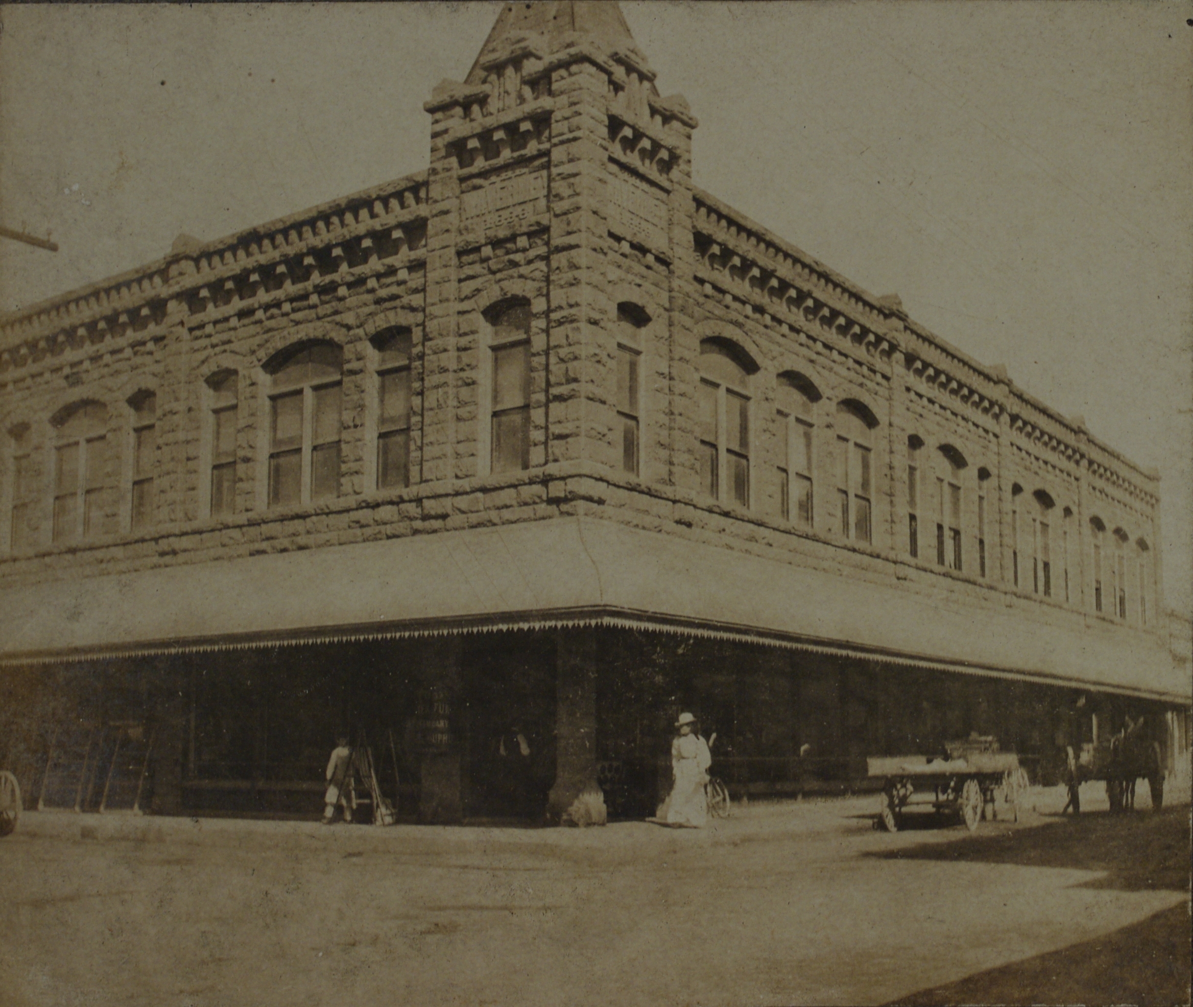 [Untitled – Unidentified historic stone building].