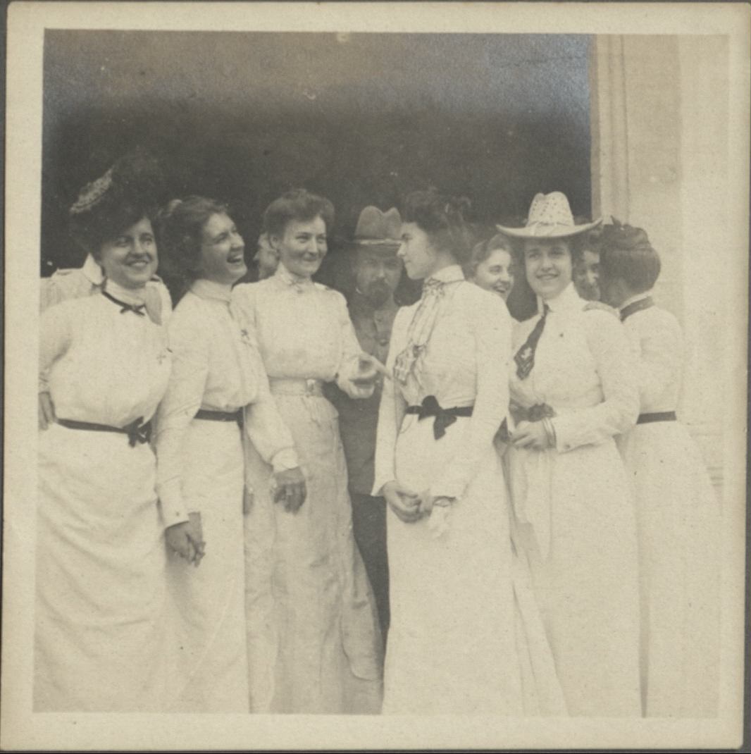 The same girls [American girls in Manila]. Notice General Funston in center.