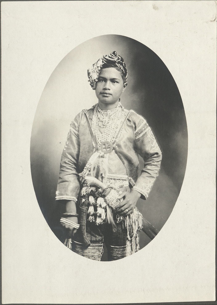 [Untitled – a Philippine Muslim dato or chief].
