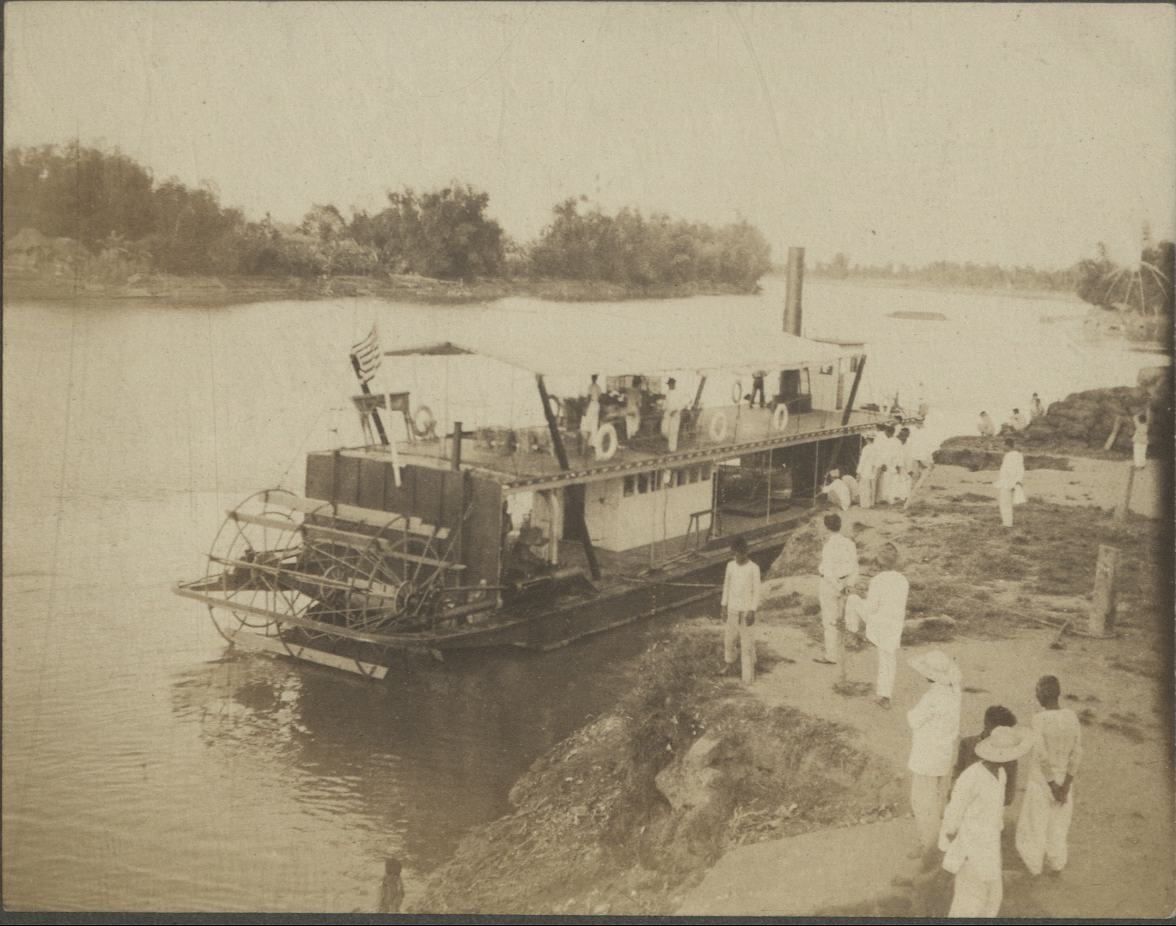 Sternwheeler “Sta. Rosa.”
