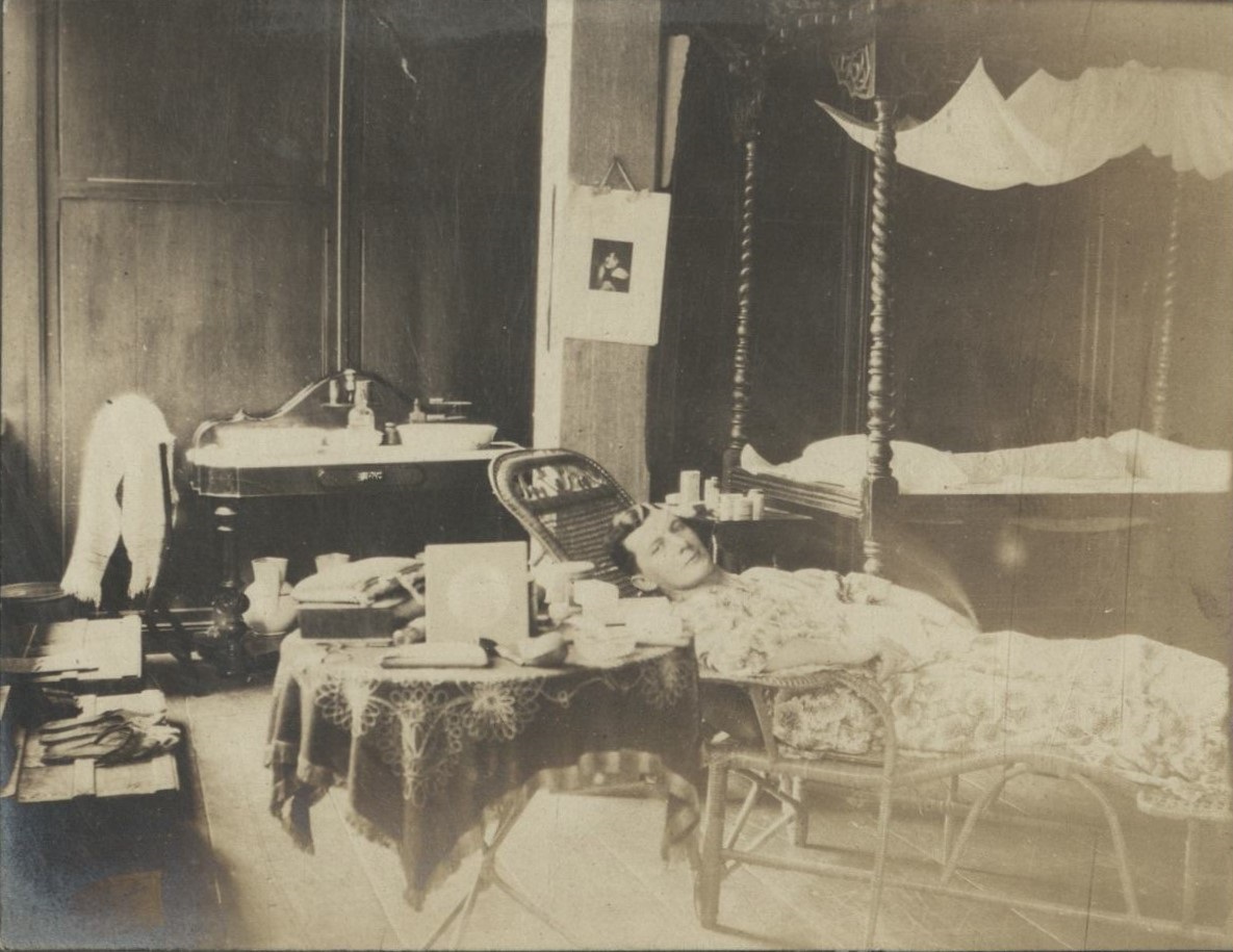 Bond in his bedroom.