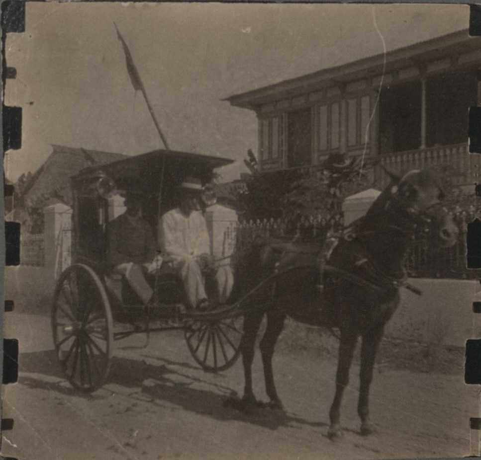Knowles, carromata – Manila.