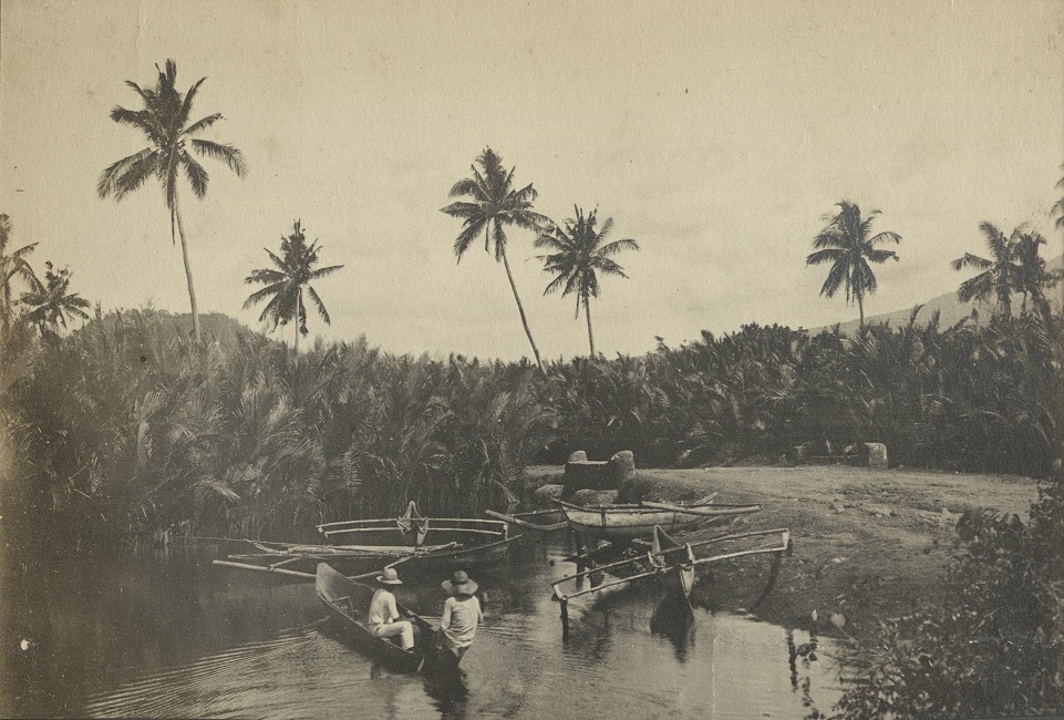Native canoes, Legaspi.