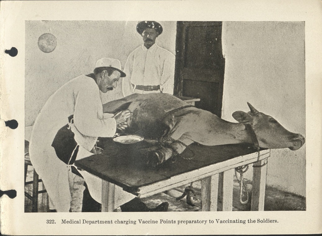 322. Medical Department charging vaccine points preparatory to vaccinating the soldiers.