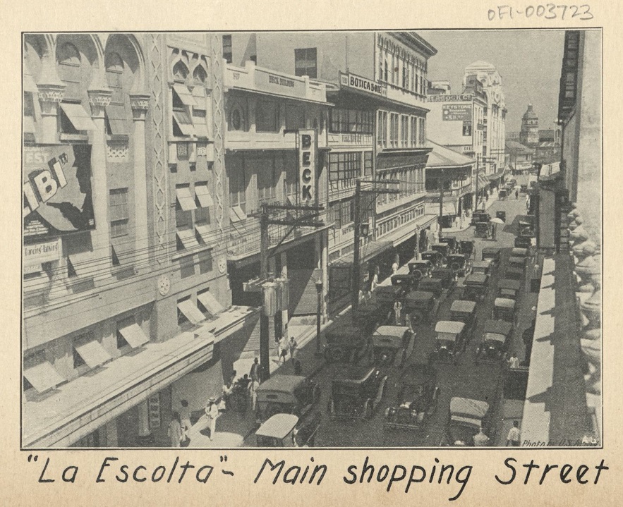 “La Escolta”- Main shopping street.