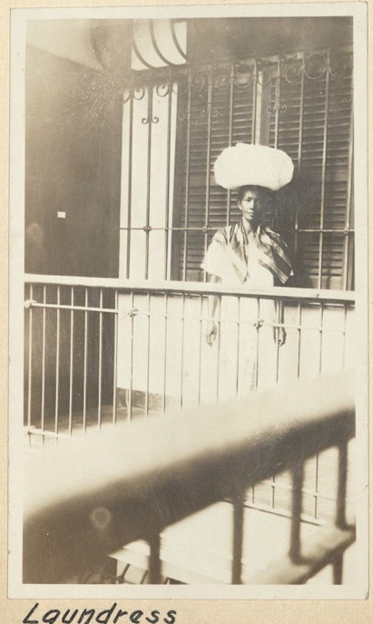 Domestic servants – Laundress.