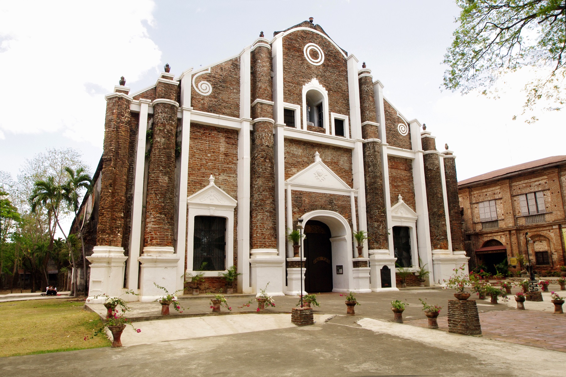 Santa Monica Parish Church (Sarrat Church), Sarrat, Ilocos Norte – facade view.