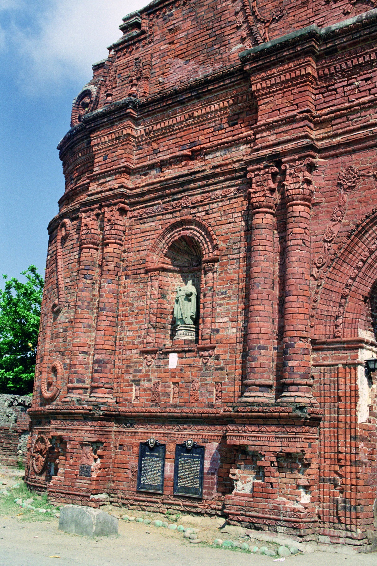 Tumauini Church, Tumauini, Isabela – facade.
