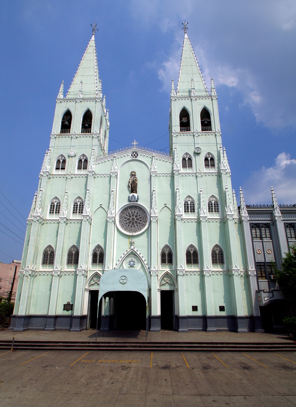 San Sebastian Church, Manila — facade.