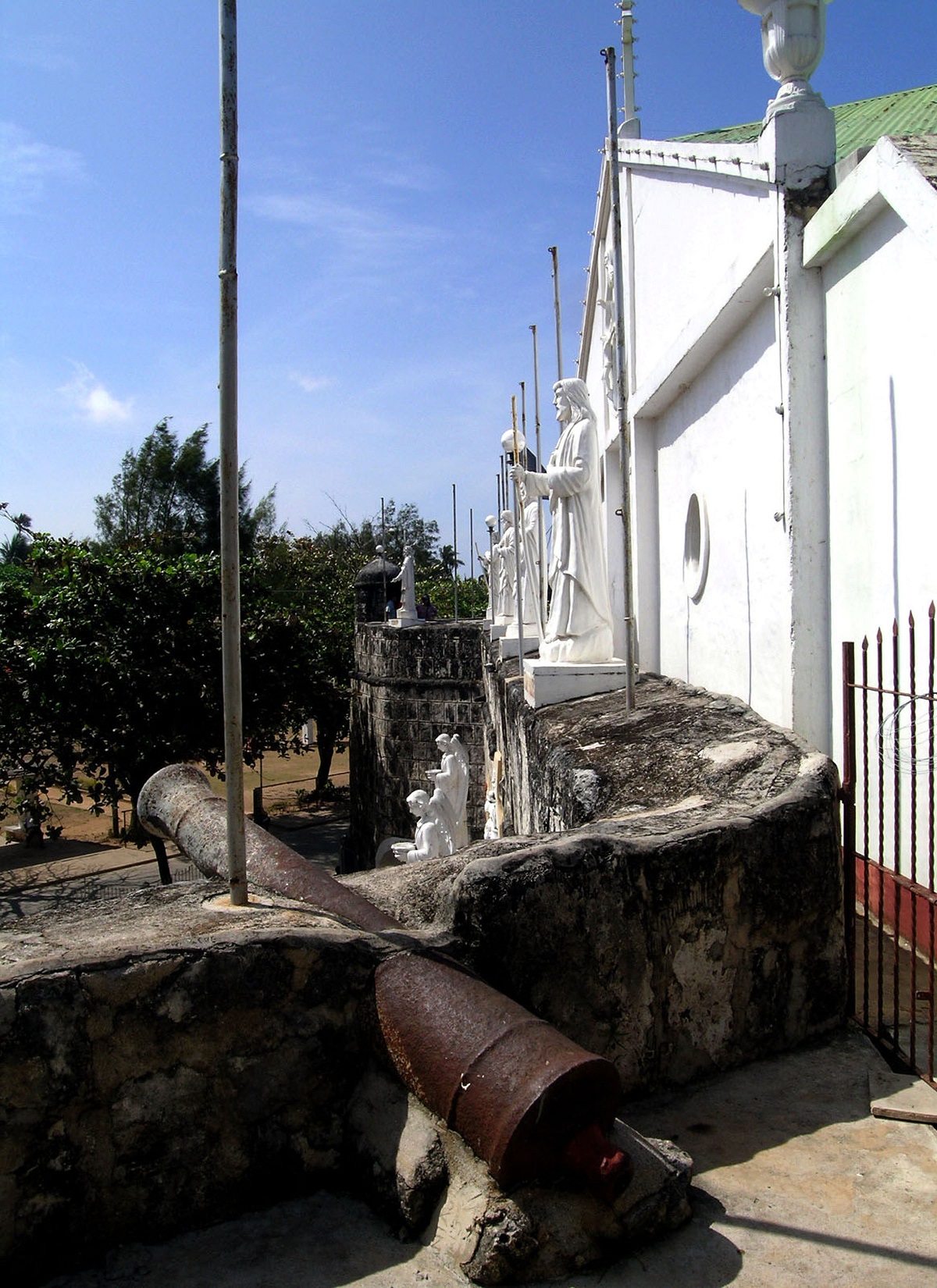 Cuyo Fort, Cuyo Island, Palawan – cannon on parapeted fort wall.