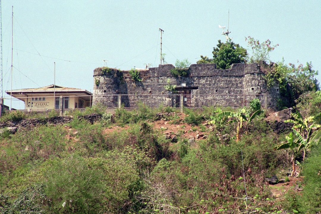 Fort San Andres, Romblon – with PAGASA meteorological station.