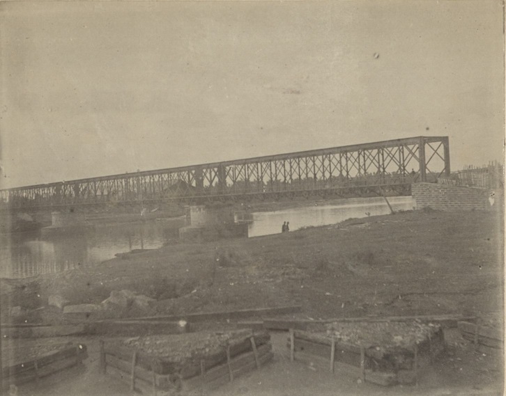 [Untitled – Railroad bridge over the Pampanga River, with defenses].