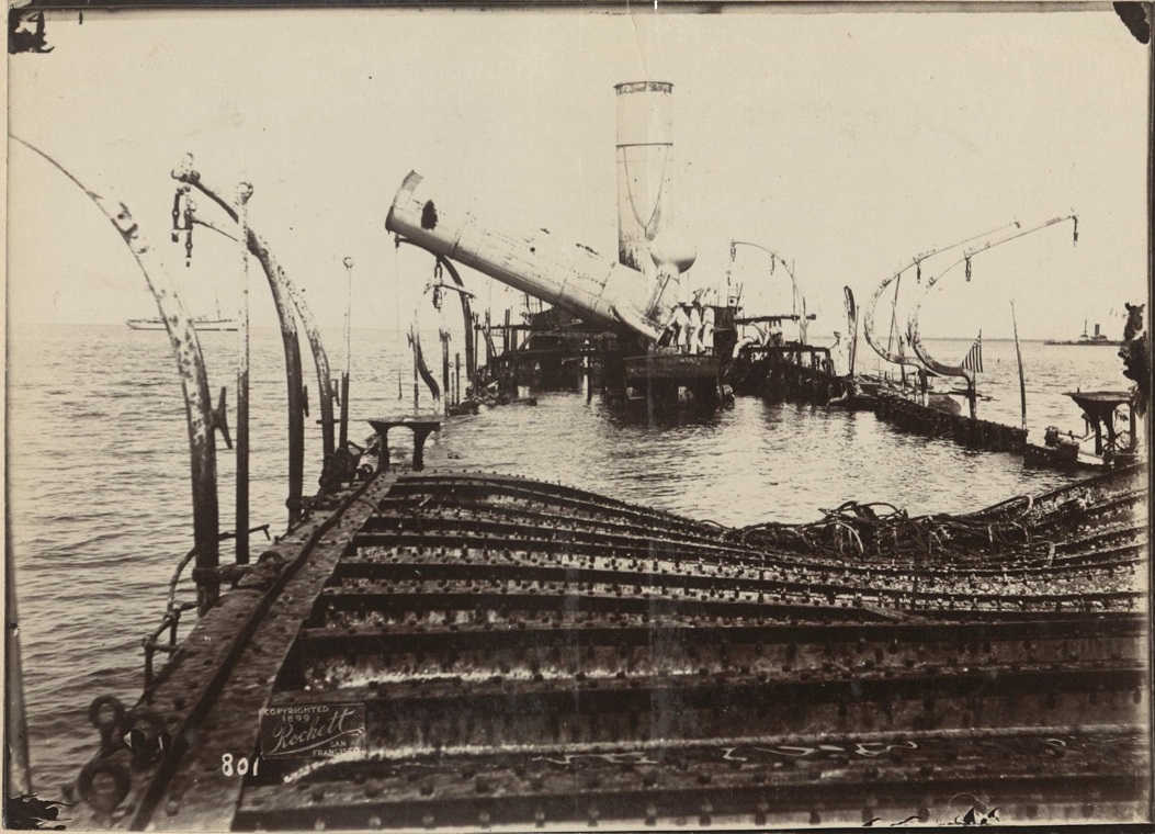 [Untitled – Wreck of the Reina Christina, Manila Bay].