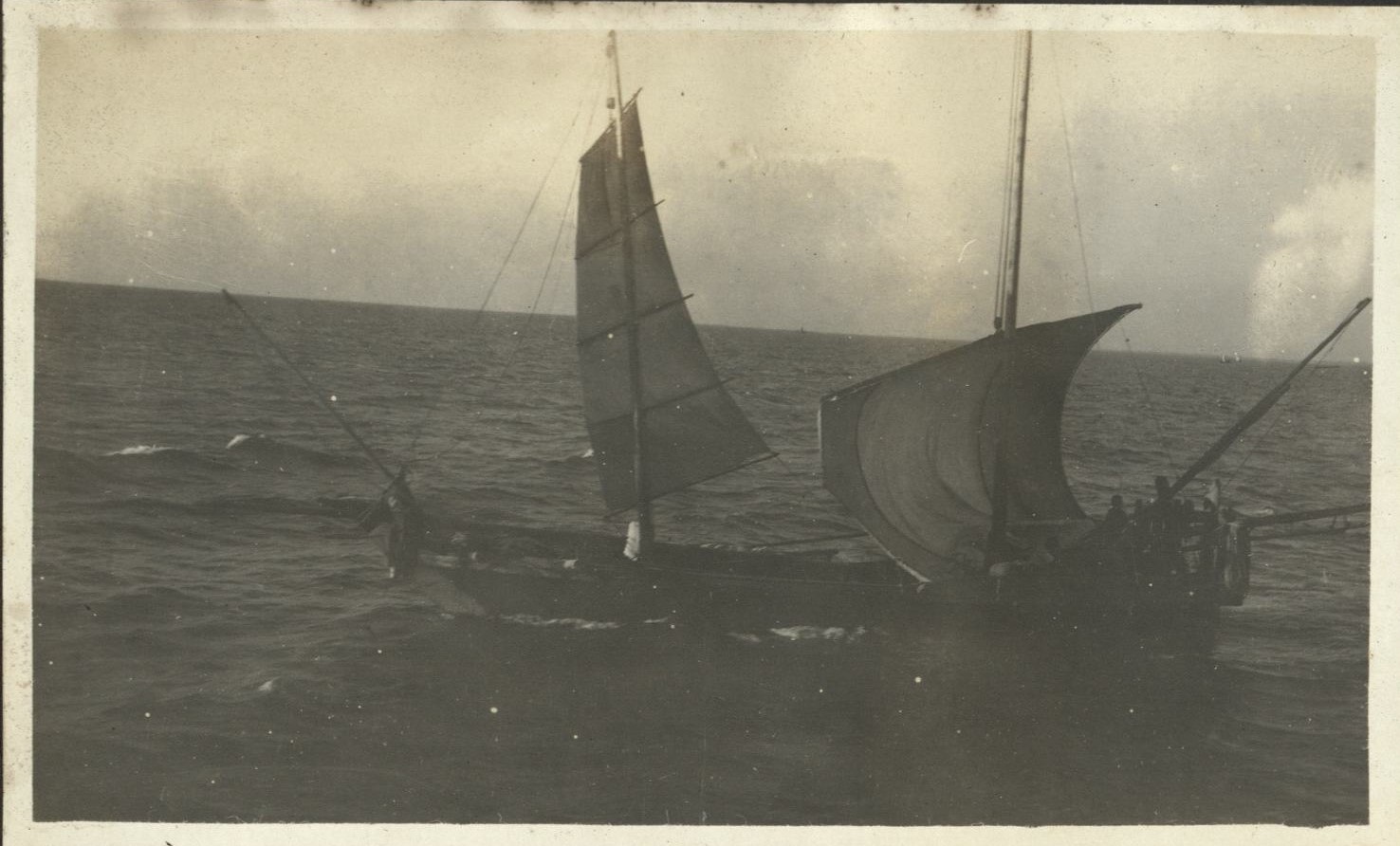 [Untitled – Raising a sail on the seas].