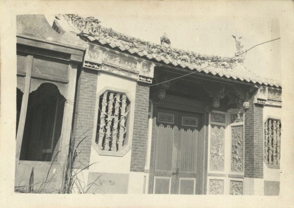 Manila’s “Chinese” Cemetery [Doorway to a tomb].