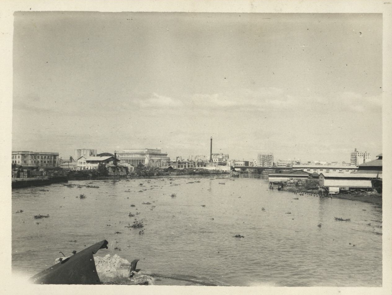 [Untitled – Pasig River in Manila].