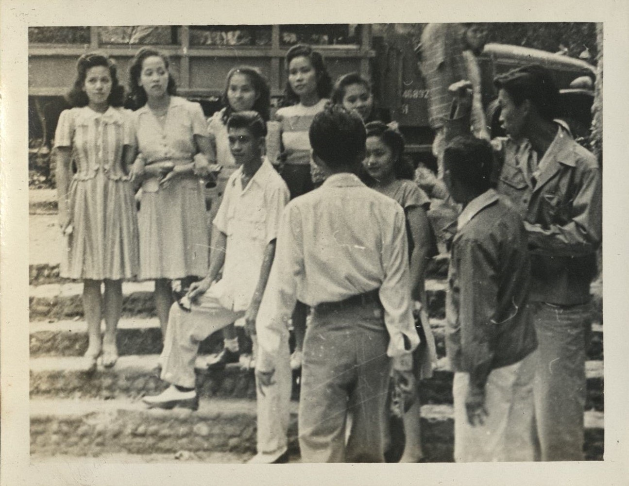 [Untitled – Filipino young adults, Laguna province?]