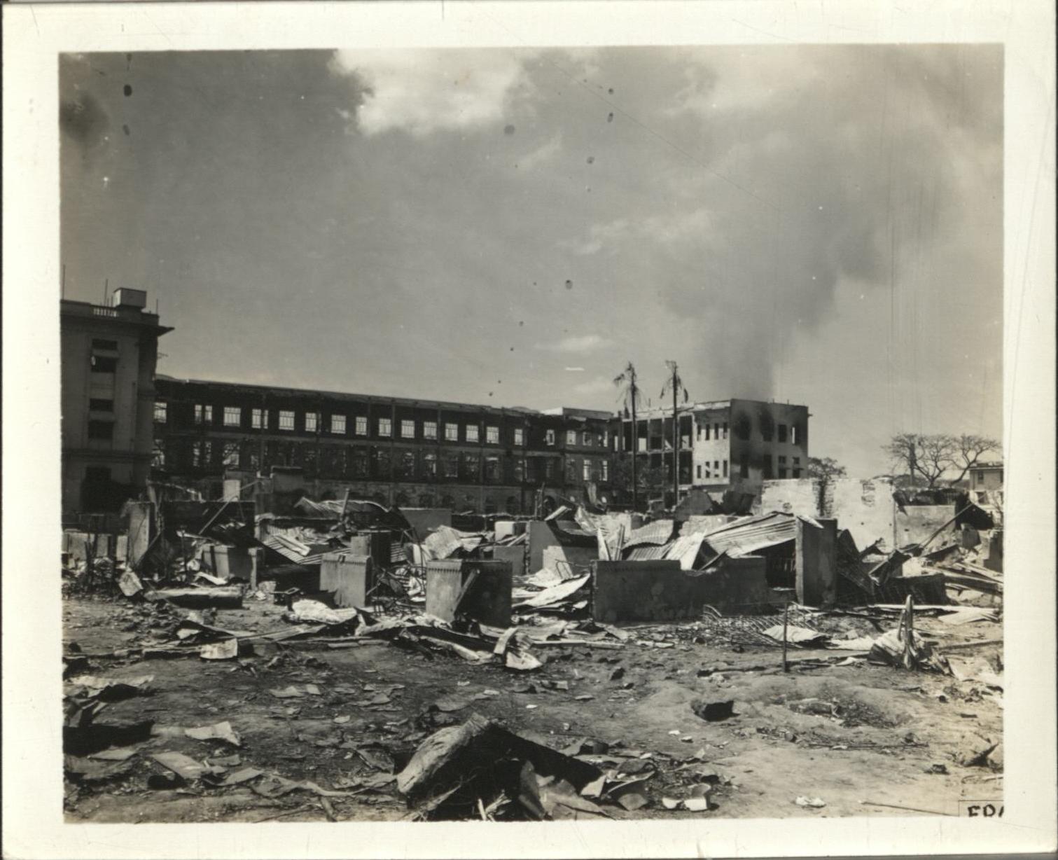 [Untitled – Destruction in Manila during liberation, February 1945].