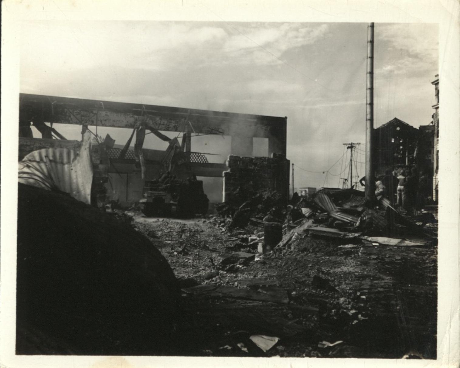 [Untitled – Destruction in Manila during liberation, February 1945].