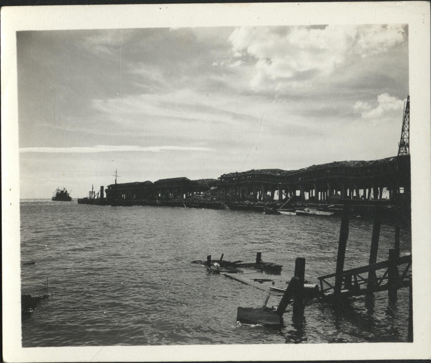 [Untitled – Destruction of Manila during liberation: Damage to Pier 7, Port District, February 1945].