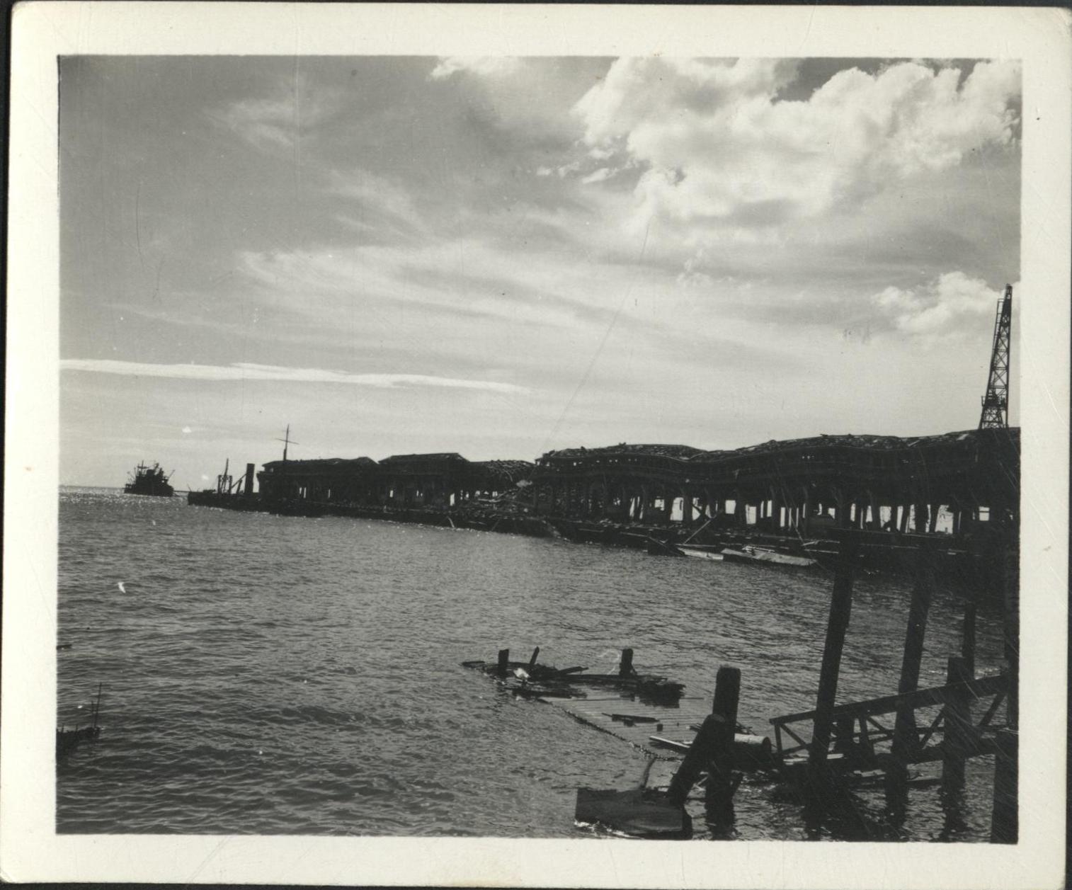 [Untitled – Destruction of Manila during liberation: Damage to Pier 7, Port District, February 1945].