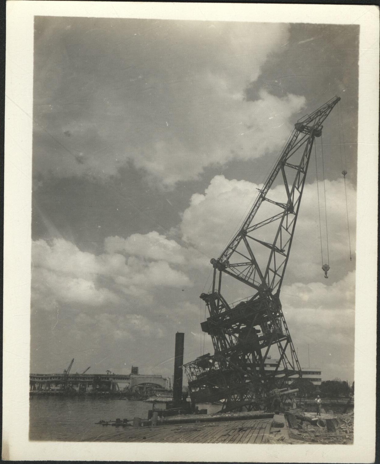 [Untitled – Destruction of Manila during liberation: Damaged cargo crane, Port District, February 1945].